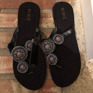 NWT Mixit Black Beaded Flipflops